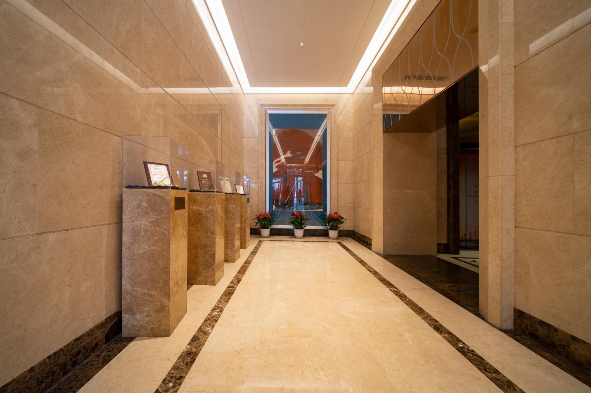 Xingyin Cloudy Hotel Guangzhou Changgang Subway Station - Free Shuttle Bus To Canton Fair Complex During Canton Fair Period エクステリア 写真